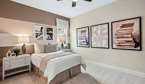 Bedroom - 2029 Hammock Trace Dr, Parrish, FL 34219 photo 2 of 4