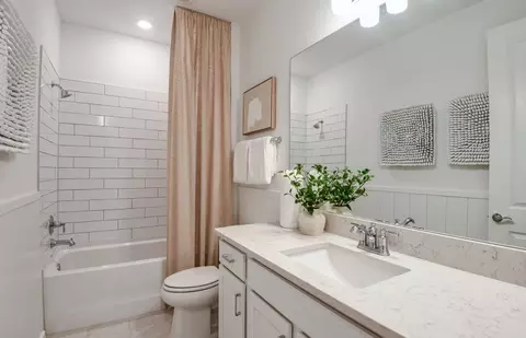 Bath - 3610 Obsidian Dr, Spring Hill, FL 34609 photo 2 of 3