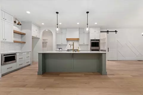 Kitchen - 2230 N Peakhurt Ave, Kuna, ID 83634 photo 2 of 7