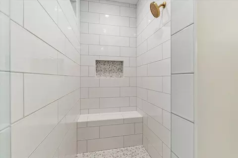 Bath - 2230 N Peakhurt Ave, Kuna, ID 83634 photo 4 of 6
