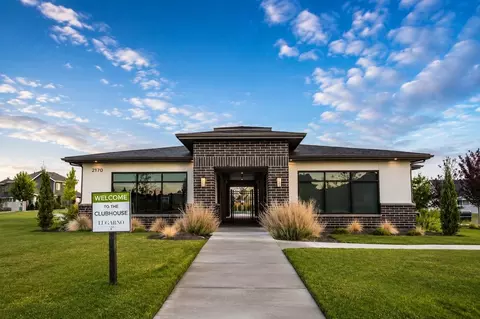 Exterior - 2230 N Peakhurt Ave, Kuna, ID 83634 photo 10 of 12