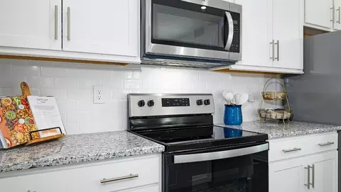 Kitchen - 172 Falling Up Ln, Salisbury, NC 28147 photo 4 of 6