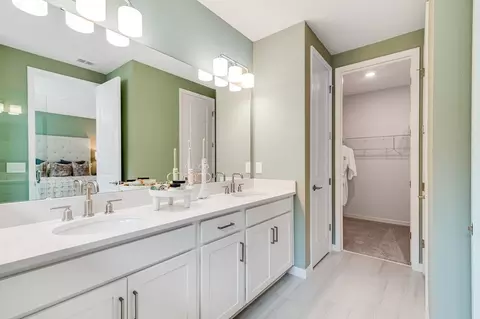 Bath - 5292 Goldfinch Dr, Saint Cloud, FL 34771 photo 8 of 9