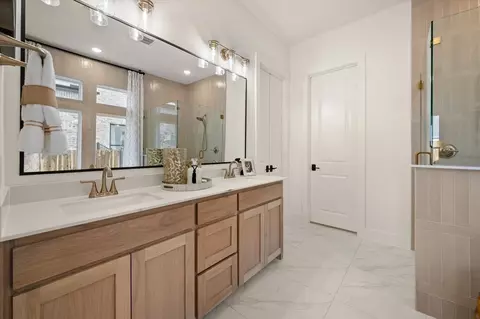 Bath - 1150 Bailey Ranch Rd, Aledo, TX 76008 photo 1 of 3
