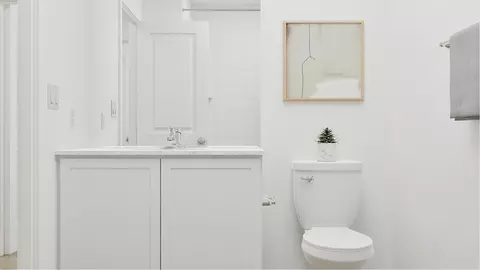Bath - 990 Mew Rd, Windsor, CO 80550 photo 1 of 3