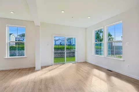 Living - 4034 Millner Rd, Nottingham, MD 21236 photo 2 of 5