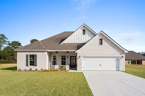 Exterior - 2903 Houston Place Dr, Crestview, FL 32539 photo 2 of 3