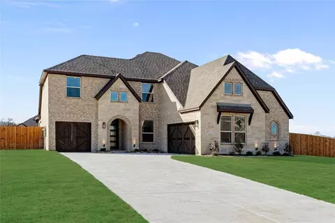 673 Serenity Ln, Red Oak, TX 75154