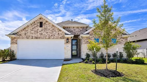 1526 Waterway Reach Dr, Dayton, TX 77535