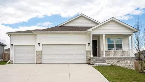 17001 Sheffield St, Bennington, NE 68007