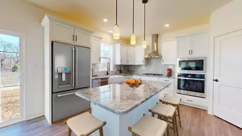 Kitchen - 333 Amber Dr, Lititz, PA 17543 photo 8 of 10