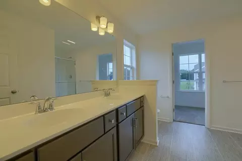 Entry Way - 333 Amber Dr, Lititz, PA 17543 photo 1 of 13