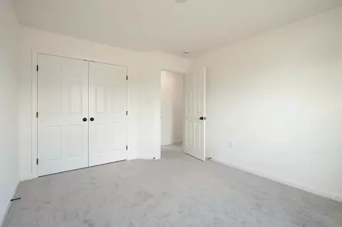 Bedroom - 333 Amber Dr, Lititz, PA 17543 photo 4 of 6