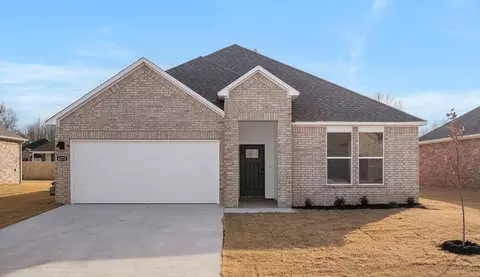 411 Maya St, Prairie Grove, AR 72753