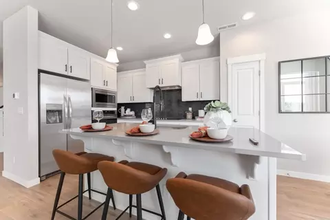 Kitchen - 1200 S 32nd Ave, Cornelius, OR 97113 photo 3 of 3