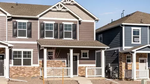 922 Red Star Ln, Johnstown, CO 80534