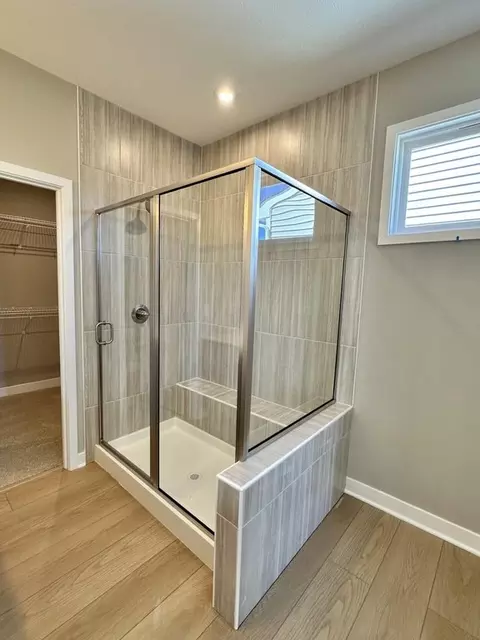 Bath - 3958 Circollo Dr, Covington, KY 41017 photo 1 of 3