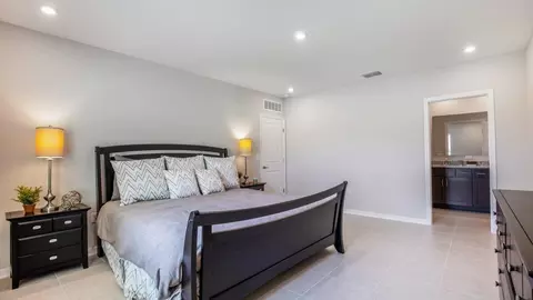 Bedroom - 14055 Spring Hill Dr, Spring Hill, FL 34609 photo 4 of 6