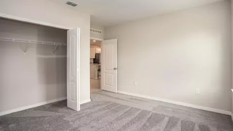 Bedroom - 14055 Spring Hill Dr, Spring Hill, FL 34609 photo 4 of 6