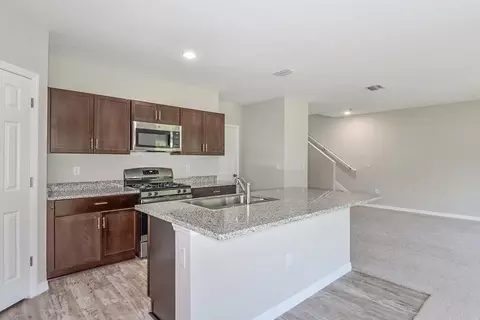 Kitchen - 5512 Taverna Loop, Winter Haven, FL 33884 photo 5 of 6