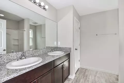 Bath - 5512 Taverna Loop, Winter Haven, FL 33884 photo 3 of 3