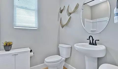 Bath - 9000 Glen Lakes Blvd, Spring Hill, FL 34613 photo 5 of 6