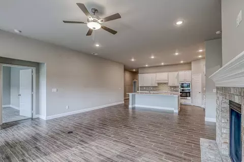 Living - 19500 Ridgeview Rd, Spring Hill, KS 66083 photo 1 of 5