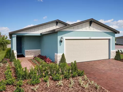 Exterior - 3924 Giorgio Dr, Winter Haven, FL 33884 photo 2 of 3