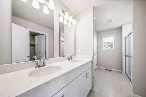 Bath - 626 Wagon Wheel Way, Bennett, CO 80102 photo 1 of 2