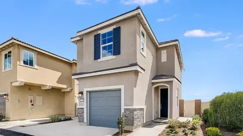 Exterior - 1250 Thunderbolt Ln, Rialto, CA 92376 photo 2 of 9