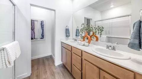 Bath - 832 Centerville St, Carson City, NV 89701 photo 6 of 6