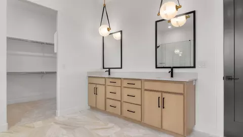 Bath - 718 N 1600 E, Salem, UT 84653 photo 1 of 7