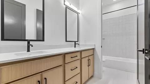 Bath - 718 N 1600 E, Salem, UT 84653 photo 3 of 7