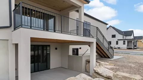 Exterior - 718 N 1600 E, Salem, UT 84653 photo 10 of 16