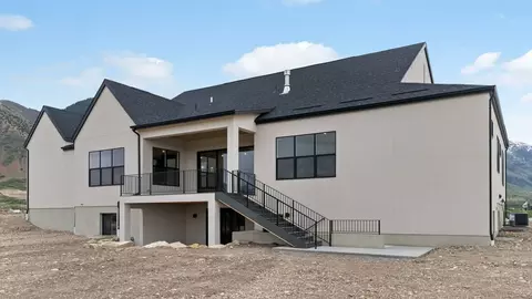 Exterior - 718 N 1600 E, Salem, UT 84653 photo 12 of 16