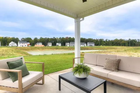 Exterior - 890 Vinewood St, Sumter, SC 29154 photo 4 of 10