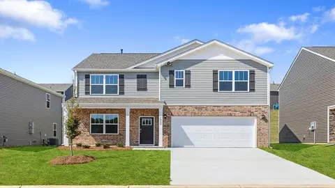 1235 Saginaw Ct, Woodruff, SC 29388