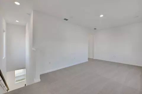 Living - 48 Buffalo Ct, Saint Augustine, FL 32092 photo 7 of 7