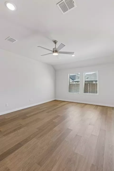 Bedroom - 804 Rockcloud Dr, Haslet, TX 76052 photo 2 of 19