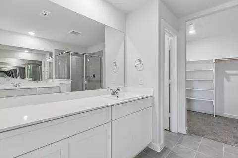 Bath - 804 Rockcloud Dr, Haslet, TX 76052 photo 3 of 10