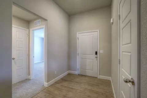Entry Way - 25490 84th St, Lenexa, KS 66227 photo 3 of 3