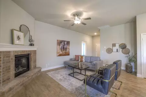 Living - 25490 84th St, Lenexa, KS 66227 photo 1 of 4