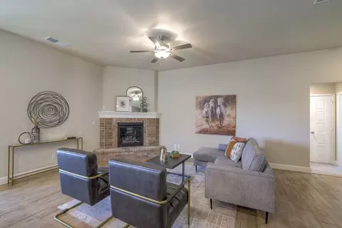 Living - 25490 84th St, Lenexa, KS 66227 photo 3 of 4
