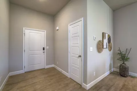 Entry Way - 25490 84th St, Lenexa, KS 66227 photo 1 of 3