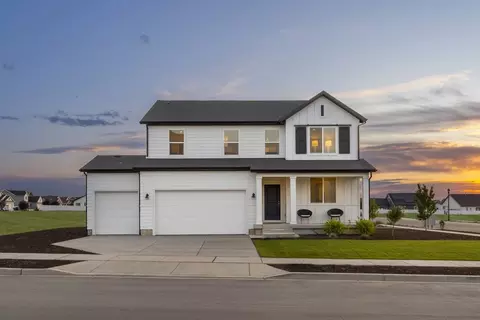 Exterior - 875 N 260 E, Santaquin, UT 84655 photo 1 of 2