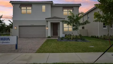 112 NE 14th Ter, Homestead, FL 33033