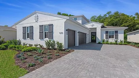 1235 Cresswind Blvd, Deland, FL 32724
