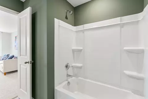 Entry Way - Arrowhead Dr, Piqua, OH 45356 photo 8 of 9