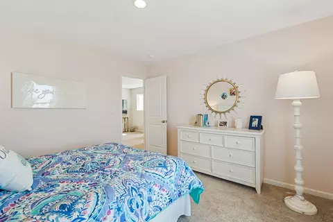 Bedroom - Arrowhead Dr, Piqua, OH 45356 photo 15 of 15