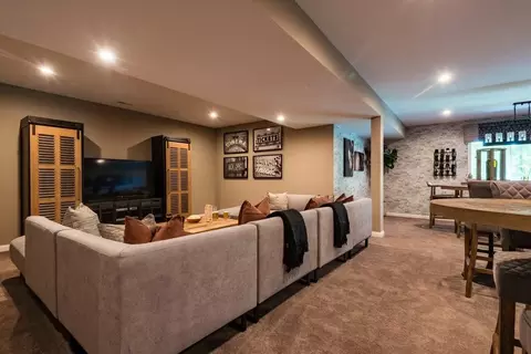 Living - 565 Haven Way, Winder, GA 30680 photo 3 of 3